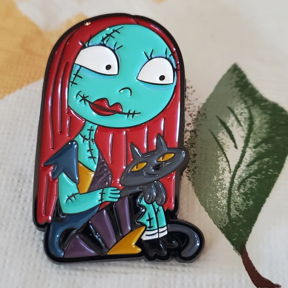 New! Sally enamel pin - Picture 1 of 4